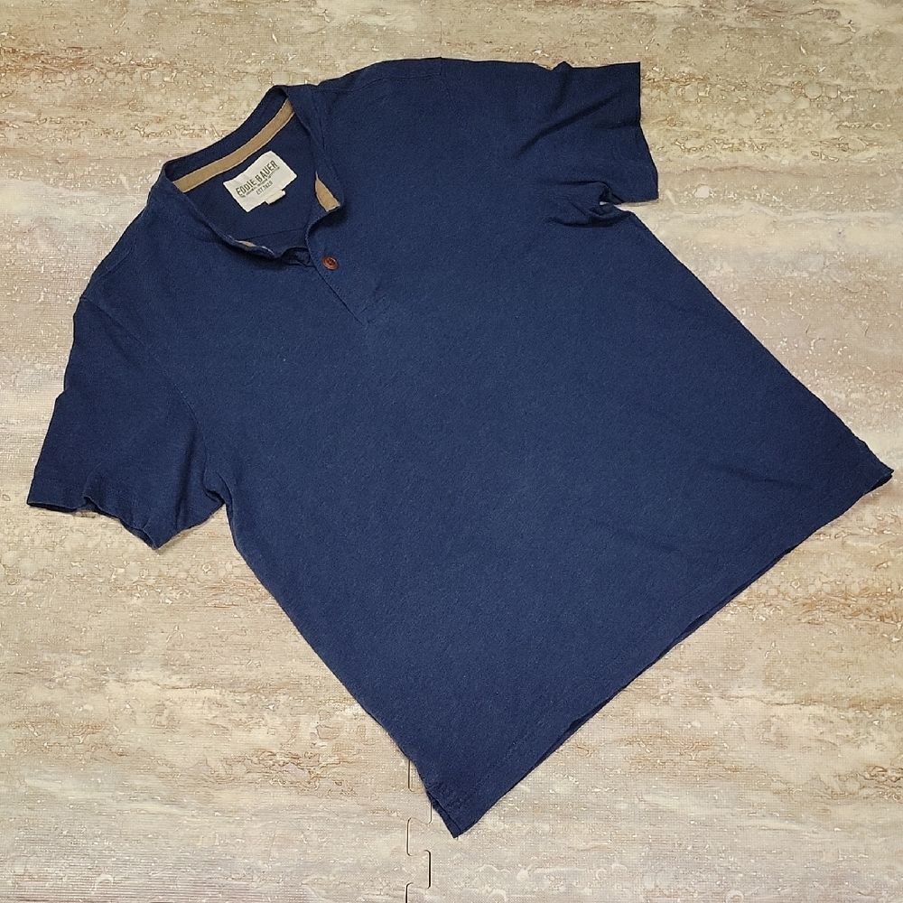 EDDIE BAUER OUTDOOR OUTFITTER MENS 1/4 2 BUTTON TOP TEE SIZE MEDIUM